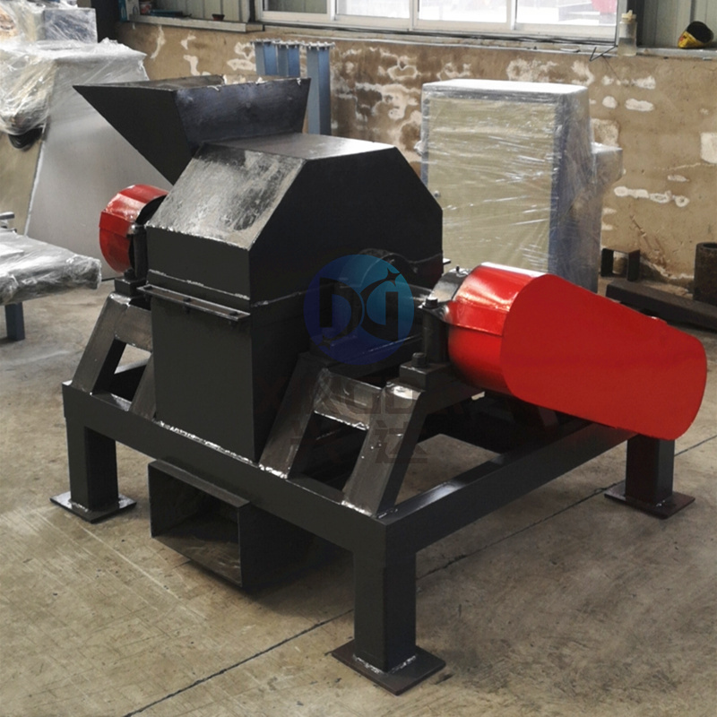 安装有机肥设备尿素粉碎机之前要做的几个安装要点