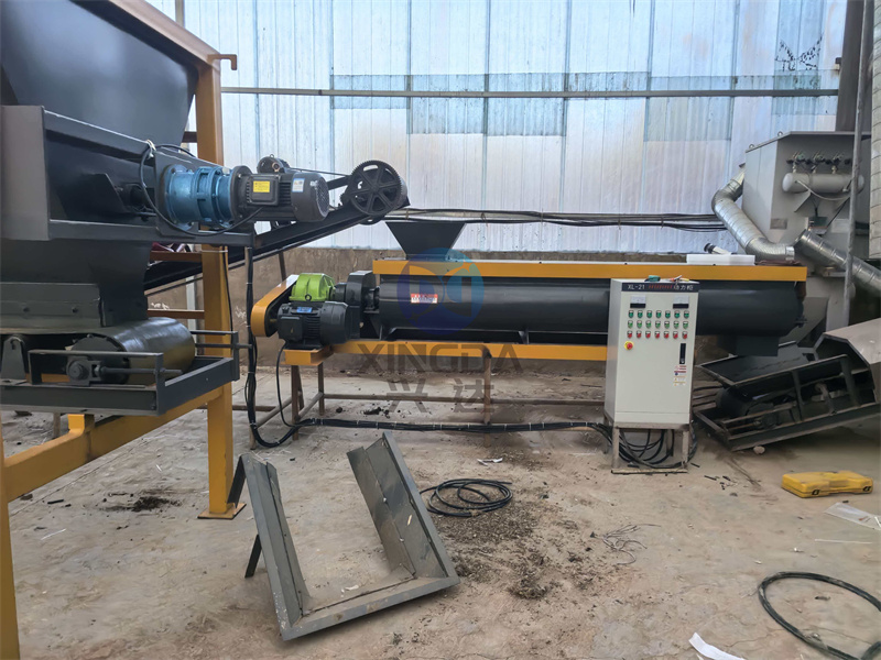 ���2����л��������߰�װ�ֳ�