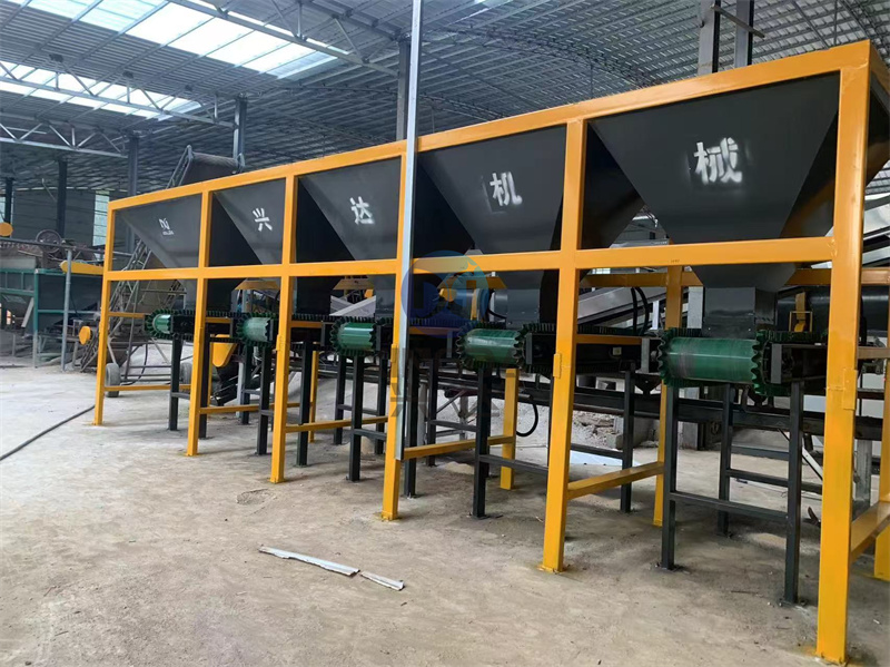 为漯河用户设计有机肥自动配料机时的功能特点