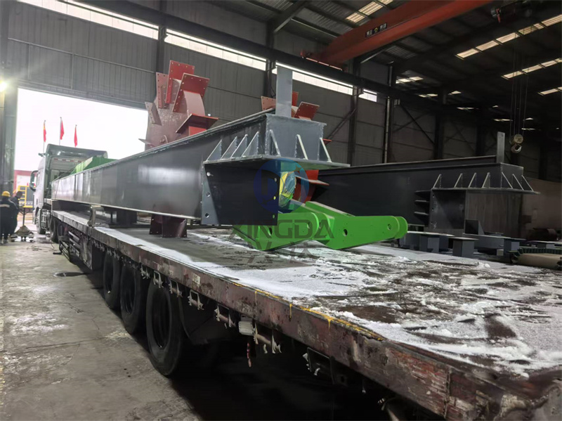 年产5万吨有机肥生产线设备发货现场