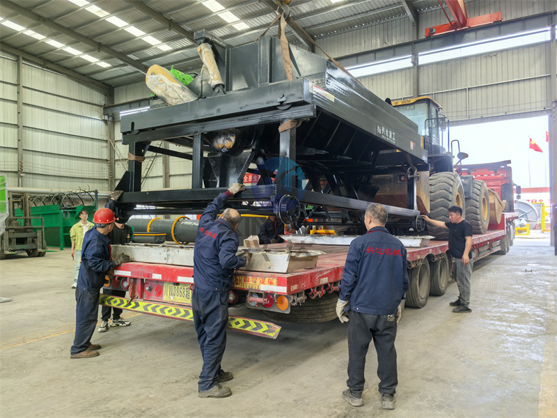 �л��ʷ����豸��ʽ���׻������ֳ�