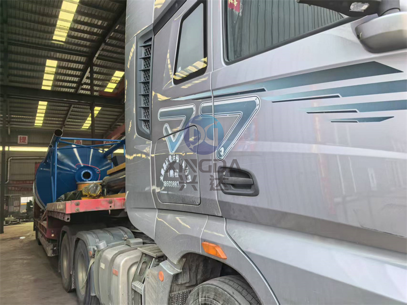 3立方的有机肥卧式发酵发货现场